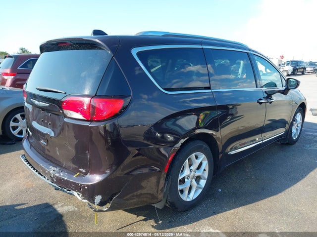 Chrysler Pacifica 2017 2C4RC1EG9HR805068 Image 4