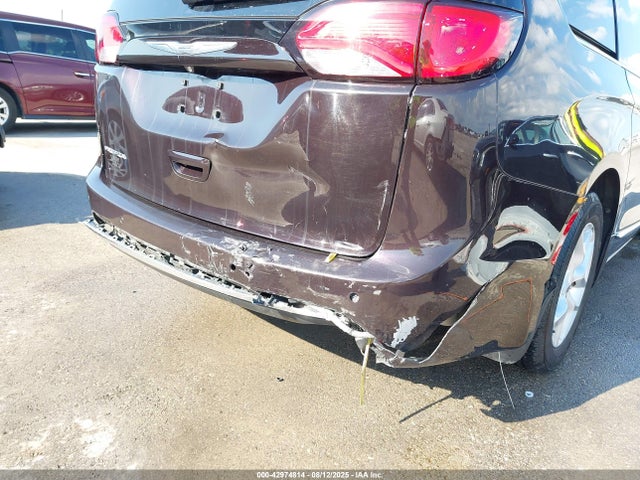 Chrysler Pacifica 2017 2C4RC1EG9HR805068 Image 6