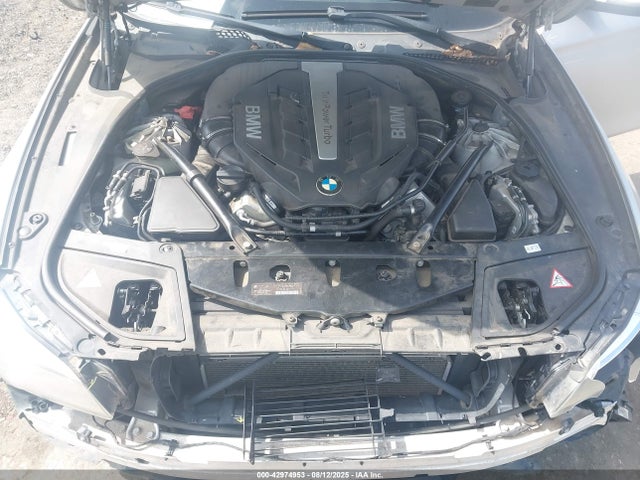 BMW 550i 2014 WBAKP9C55EDZ35155 Image 10