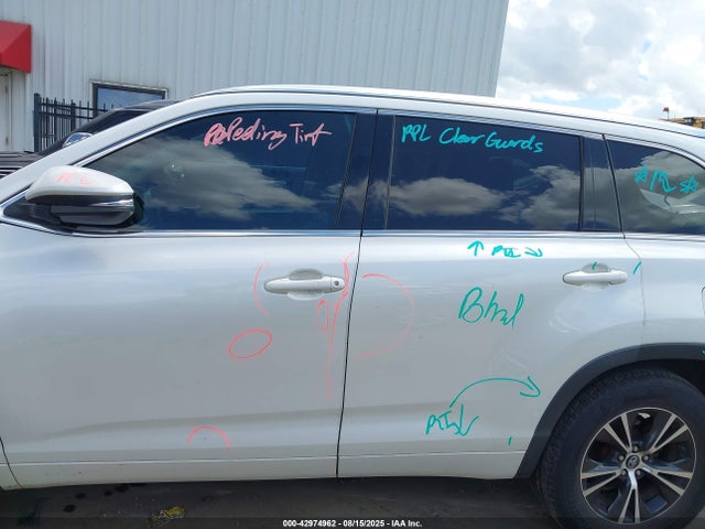 5TDKKRFH3GS149871 Toyota 2gr-fe