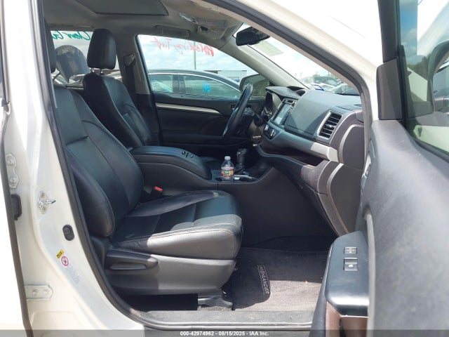 5TDKKRFH3GS149871 Toyota 2gr-fe