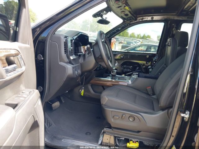 2024 CHEVROLET SILVERADO 1500 2GCUDEED7R1191111 Photo 4