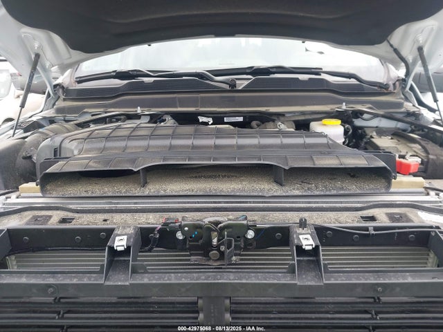 3C6UR5NL4RG292646 RAM 2024