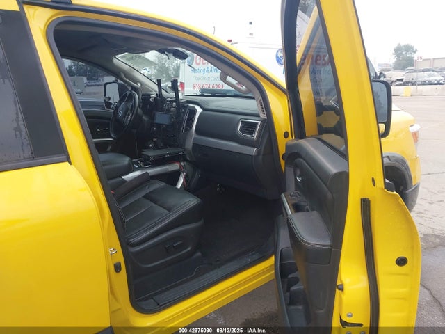 Nissan 2016 2016 1N6AA1F43GN507325 Image 5