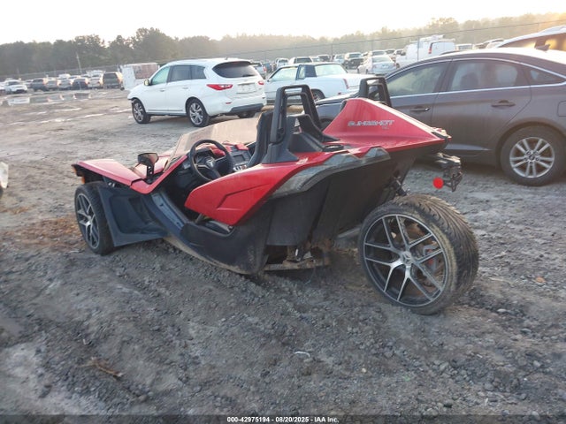 57XAAPFA6H8121176 Polaris Slingshot