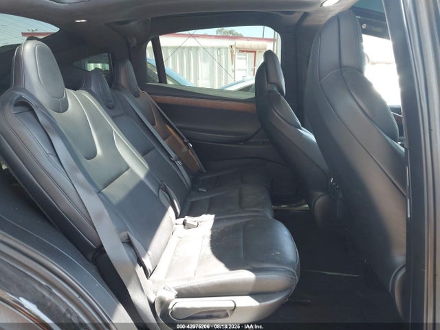 2019 TESLA MODEL X 5YJXCAE26KF155789 Photo 7