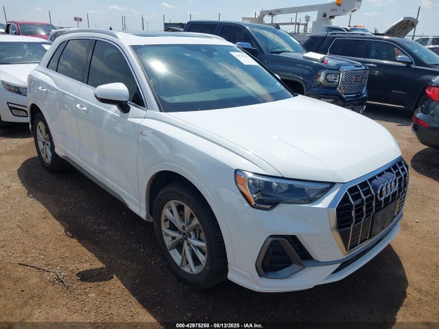 2021 AUDI Q3 WA1DECF35M1050229 Photo 0