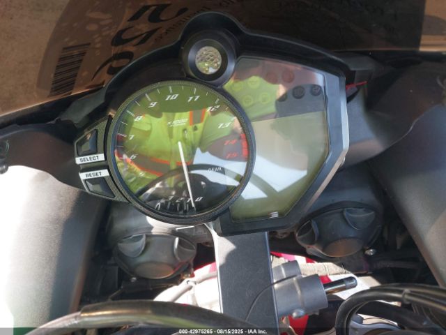 2012 YAMAHA YZFR1 JYARN23E5CA012036 Photo 6