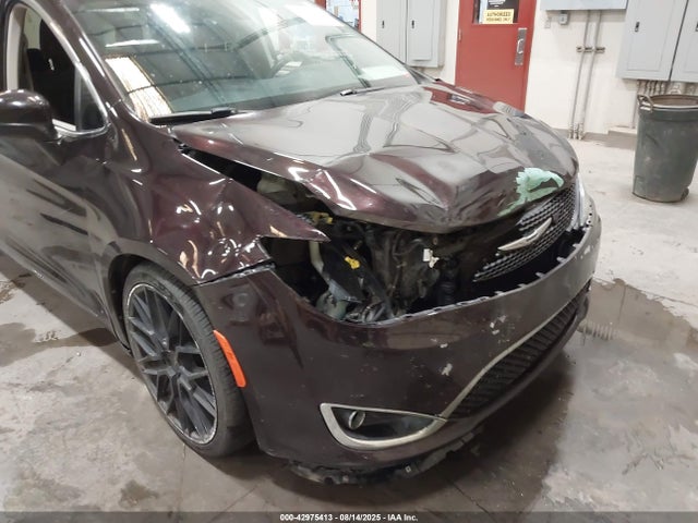 Chrysler Pacifica 2018 2C4RC1CG2JR274207 Image 18