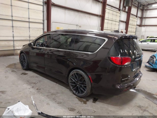 Chrysler Pacifica 2018 2C4RC1CG2JR274207 Image 3