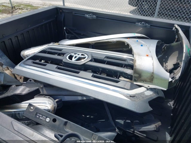 5TFCZ5AN8HX083299 Toyota 2gr-fks