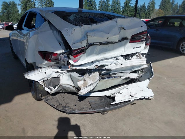 2015 TESLA MODEL S 5YJSA1H2XFFP76339 Photo 5