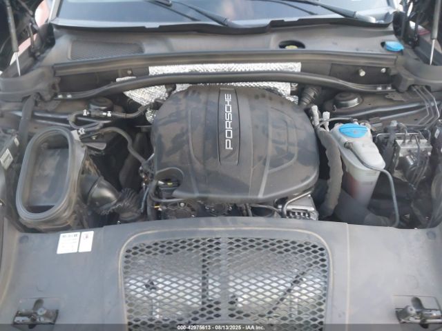 2018 PORSCHE MACAN WP1AA2A55JLB18910 Photo 9