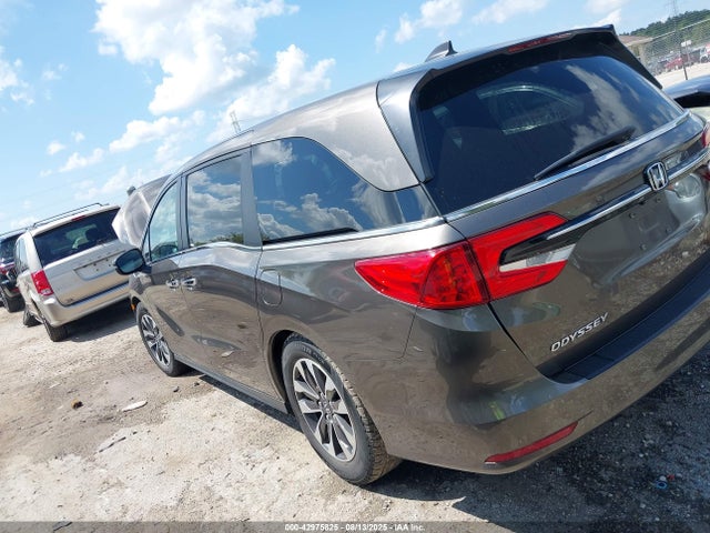 Honda j35y7 2021 5FNRL6H75MB021064 Image 3