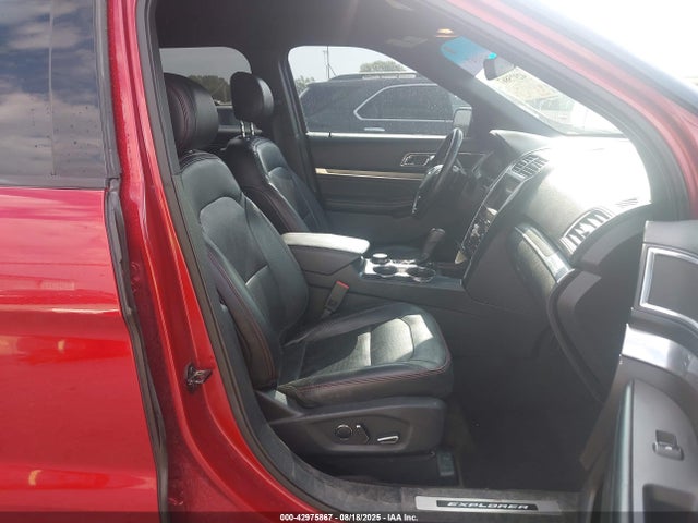1FM5K8GT6GGC59118 Ford 2016