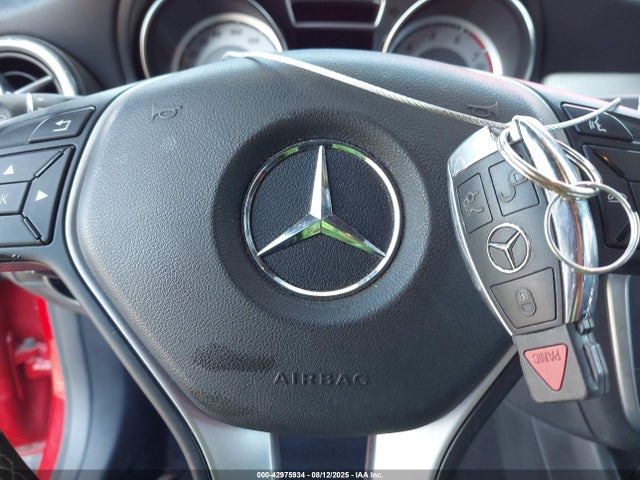 WDDSJ4EB9EN112660 Mercedes-Benz CLA-Class