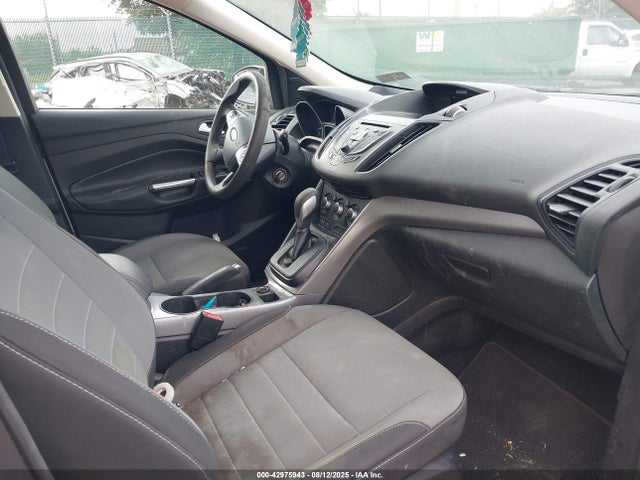 1FMCU0G75GUC91825 Ford Escape
