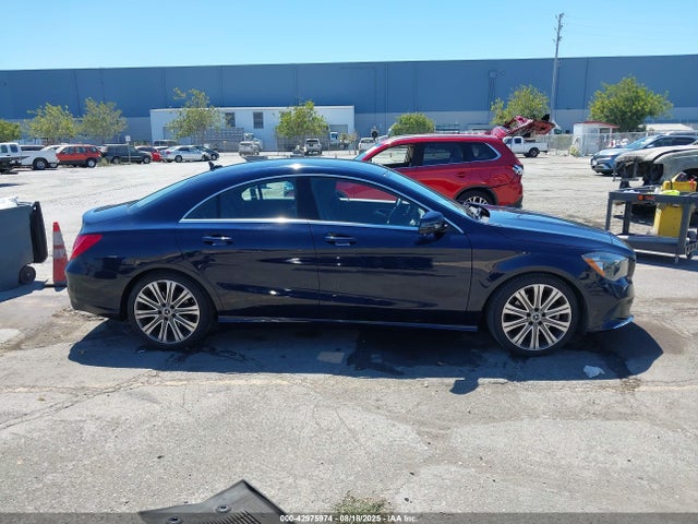 Mercedes-Benz m270 2018 WDDSJ4EB2JN526650 Image 13