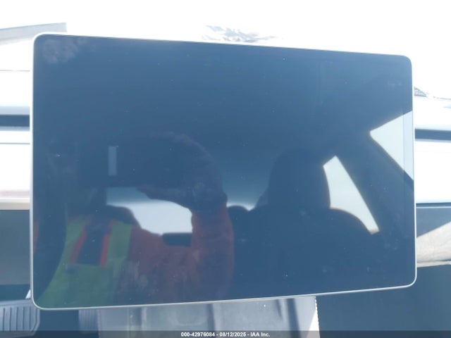Tesla 2023 2023 5YJ3E1EA2PF603629 Image 17
