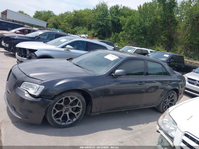 Chrysler 300 2018 2C3CCABG2JH321477 Image 14