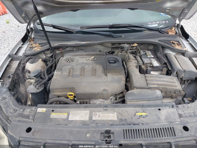 Volkswagen 2015 2015 1VWCV7A33FC070824 Image 10