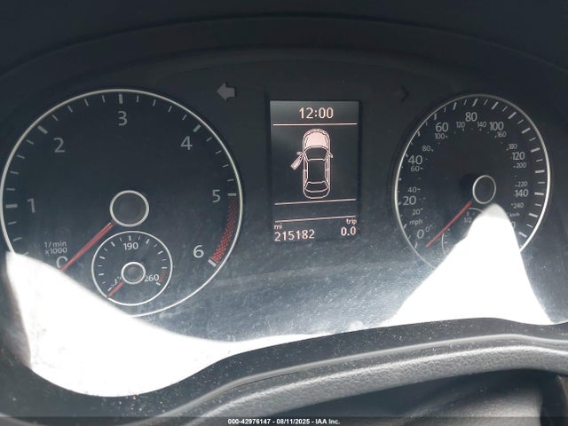 Volkswagen 2015 2015 1VWCV7A33FC070824 Image 7