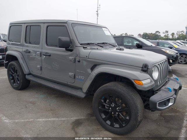 1C4JJXP63NW205806 Jeep 2022