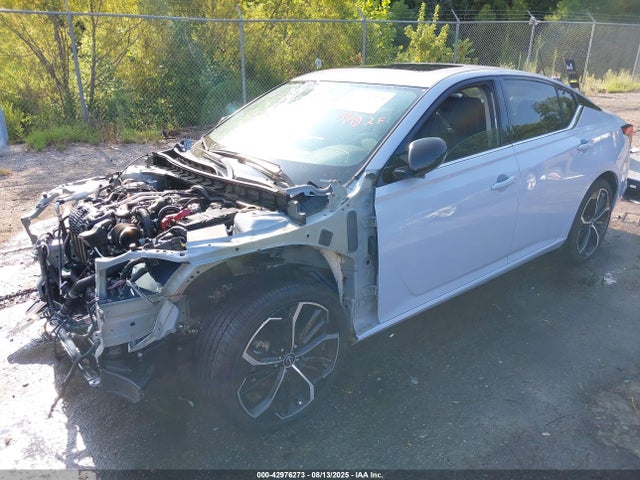 1N4BL4CV6RN389893 Nissan Altima