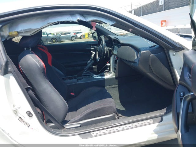 JF1ZNAA11G8705364 Scion fa20