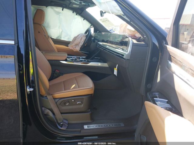 2025 CADILLAC ESCALADE ESV 1GYS8LRL0SR110555 Photo 4