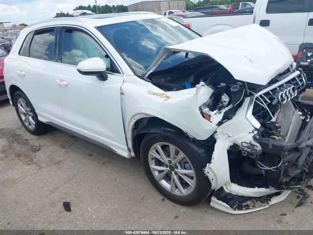 2023 AUDI Q3 WA1DECF39P1113207 Photo 0