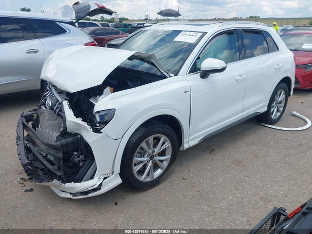 2023 AUDI Q3 WA1DECF39P1113207 Photo 1