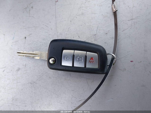 JN1BJ1CPXKW235559 Nissan 2019