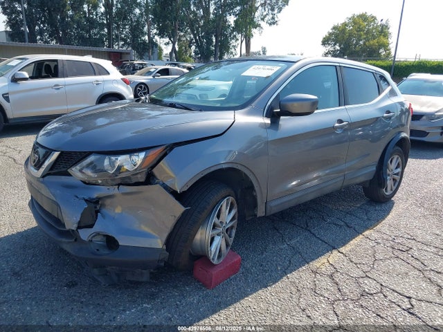 JN1BJ1CPXKW235559 Nissan 2019