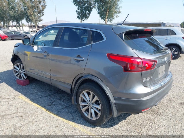 JN1BJ1CPXKW235559 Nissan 2019