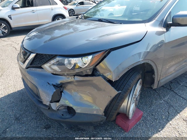 JN1BJ1CPXKW235559 Nissan 2019