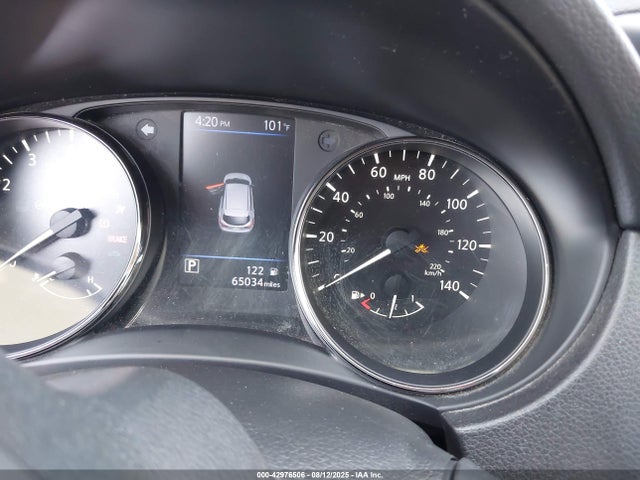JN1BJ1CPXKW235559 Nissan 2019