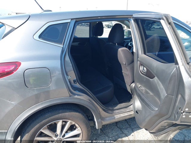JN1BJ1CPXKW235559 Nissan 2019