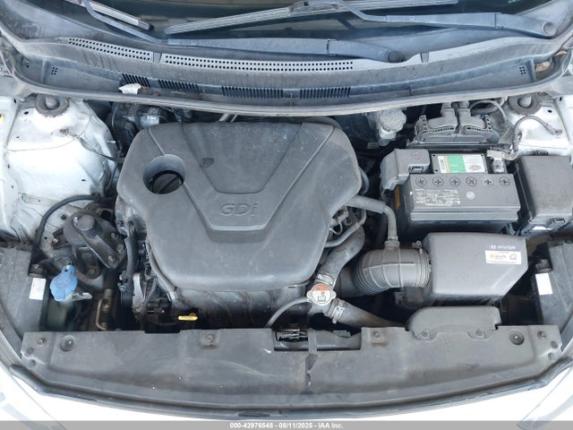 KMHCT4AE8HU365743 Hyundai 2017