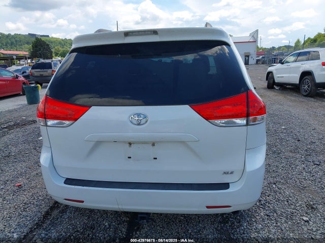 Toyota 2gr-fks 2014 5TDYK3DC8ES497273 Image 17