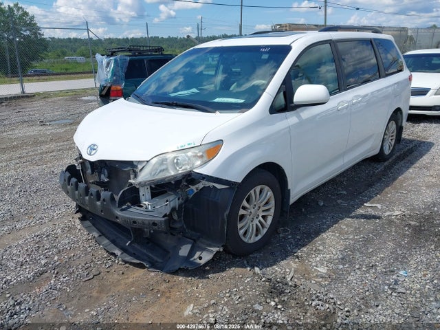 Toyota 2gr-fks 2014 5TDYK3DC8ES497273 Image 2