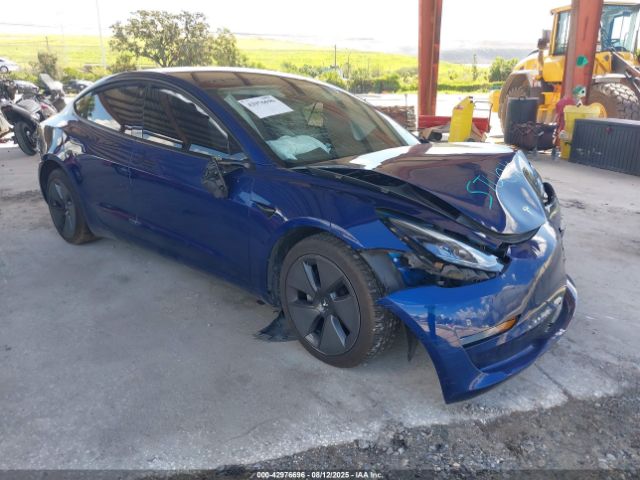 2021 TESLA MODEL 3 5YJ3E1EB1MF979811 Photo 0