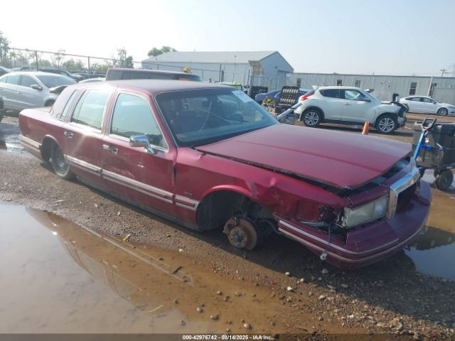 1993 LINCOLN TOWN CAR 1LNLM81W7PY727890