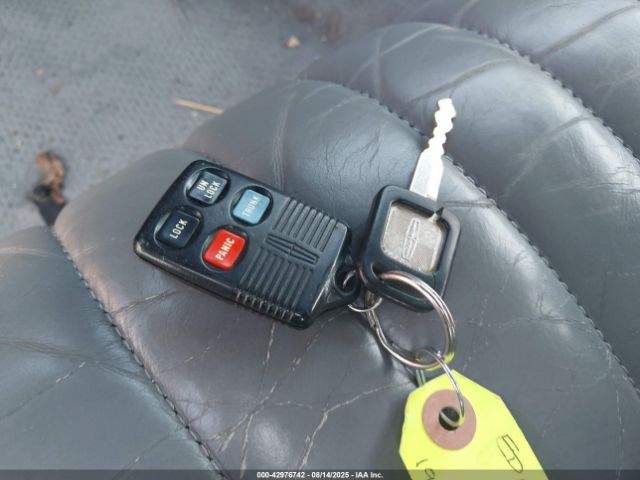 1993 LINCOLN TOWN CAR 1LNLM81W7PY727890 Photo 10