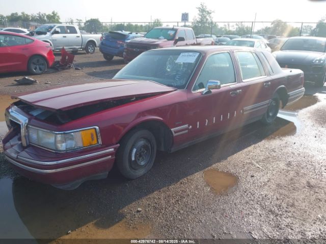 1993 LINCOLN TOWN CAR 1LNLM81W7PY727890 Photo 1