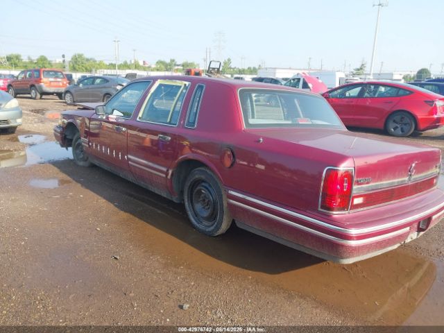 1993 LINCOLN TOWN CAR 1LNLM81W7PY727890 Photo 2