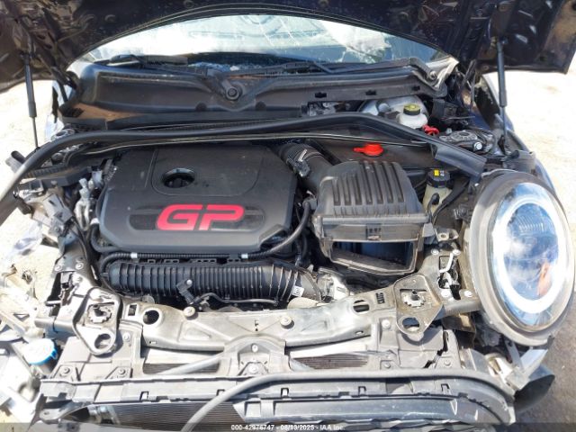 2021 MINI JOHN COOPER WORKS GP WMWXX9C02M2N19780 Photo 9