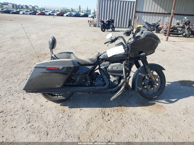 1HD1KTP2XLB671495 Harley-Davidson Road Glide Special