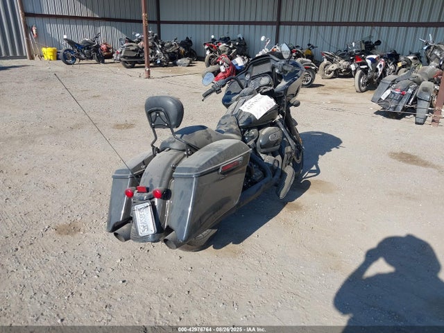 1HD1KTP2XLB671495 Harley-Davidson Road Glide Special