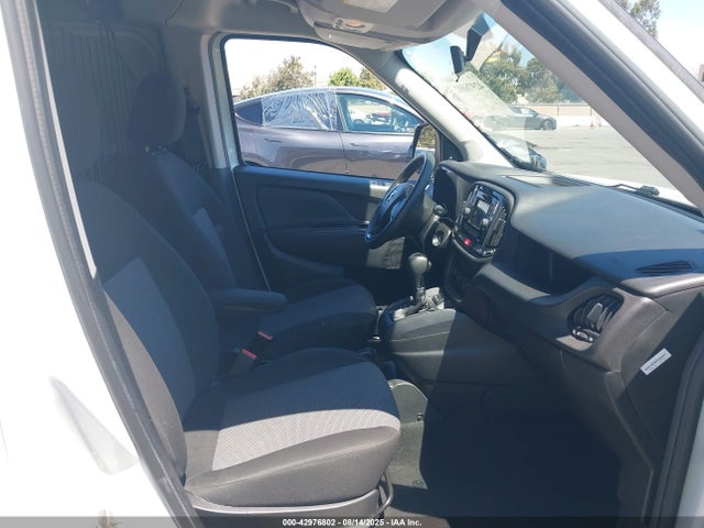 ZFBHRFAB5L6P36528 RAM Promaster City